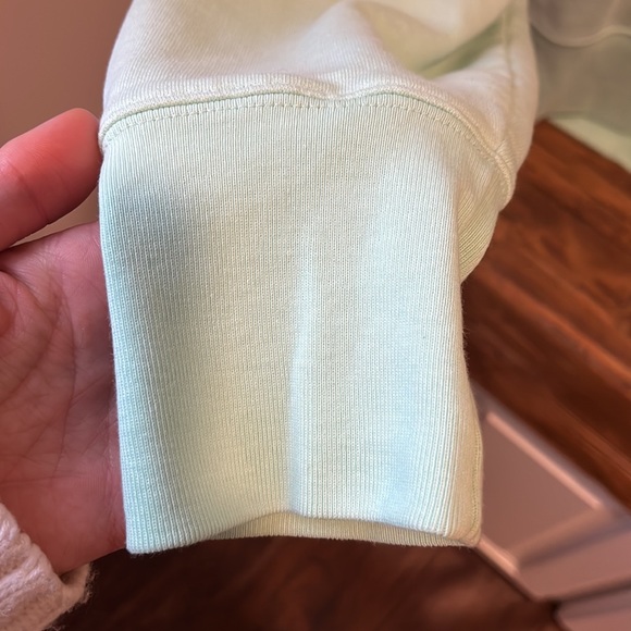 Acne Studios men’s medium (fits like women’s medium) crewneck sweatshirt - Picture 4 of 5